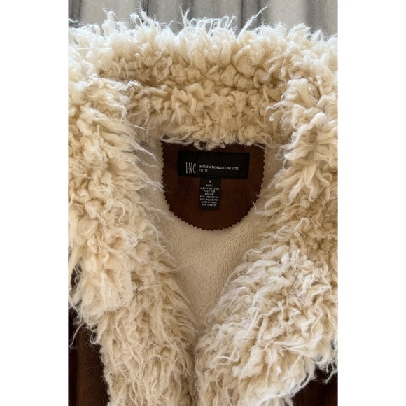 FAUX SHEARLING VEST INC INTERNATIONAL S NEW - Picture 2 of 6